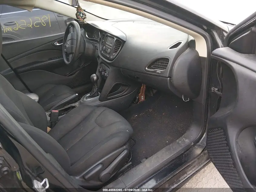 2013 DODGE DART SE