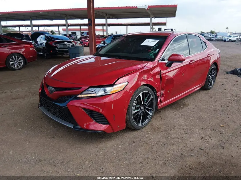 2019 TOYOTA CAMRY XSE