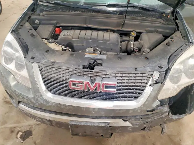 2011 GMC ACADIA SLE  
