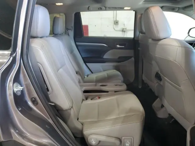 2017 TOYOTA HIGHLANDER LIMITED  