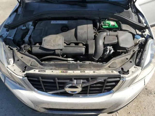 2013 VOLVO XC60 3.2  