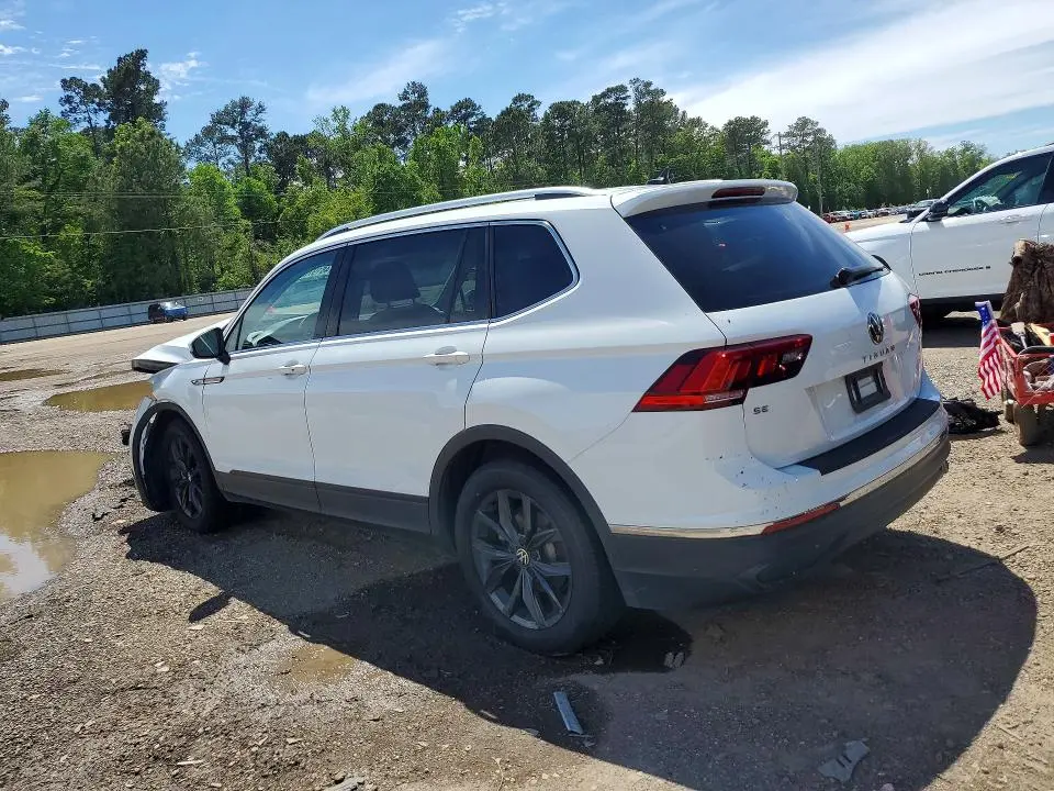 2024 VOLKSWAGEN TIGUAN SE  