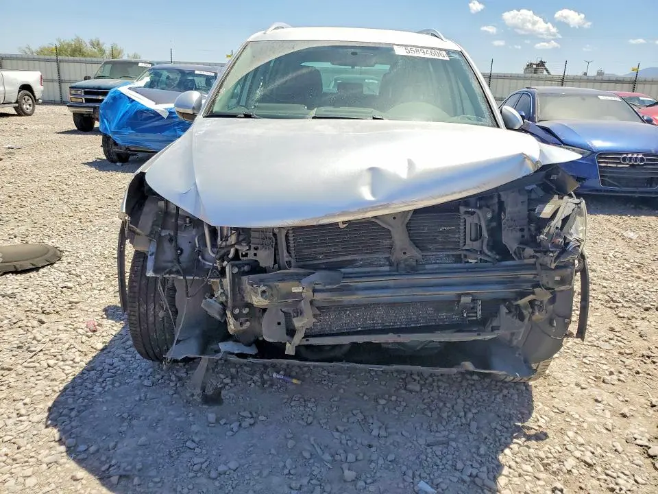 2012 VOLKSWAGEN TIGUAN S  