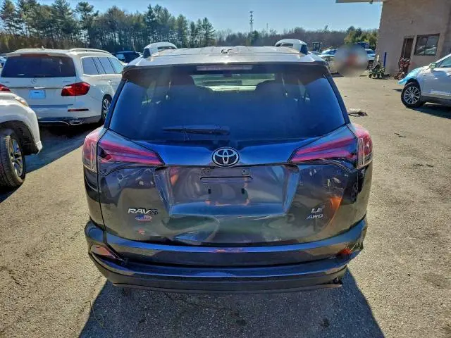 2018 TOYOTA RAV4 LE  