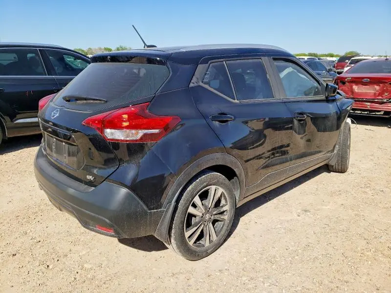2019 NISSAN KICKS SV  