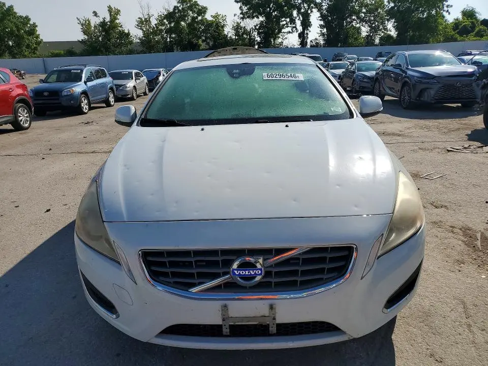 2012 VOLVO S60 T5  