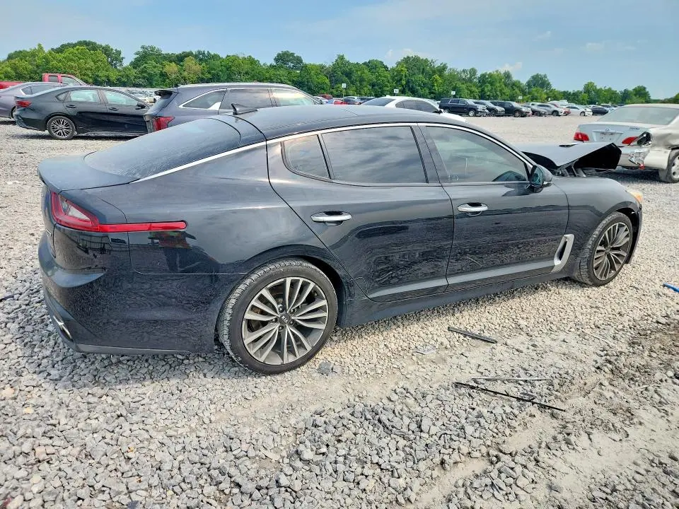 2018 KIA STINGER PREMIUM  