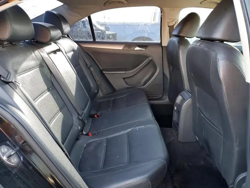 2013 VOLKSWAGEN JETTA TDI  