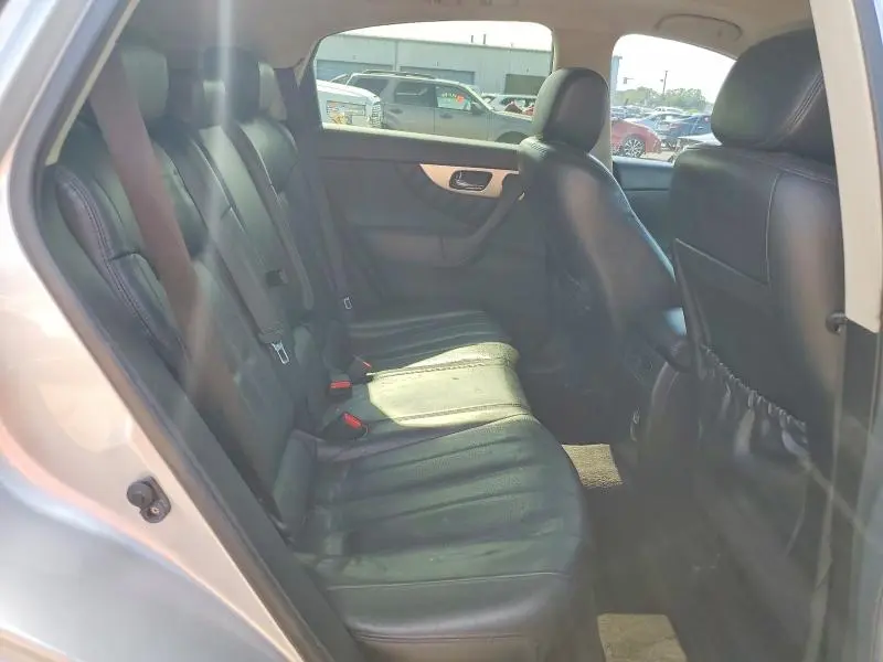 2016 INFINITI QX70 BASE  