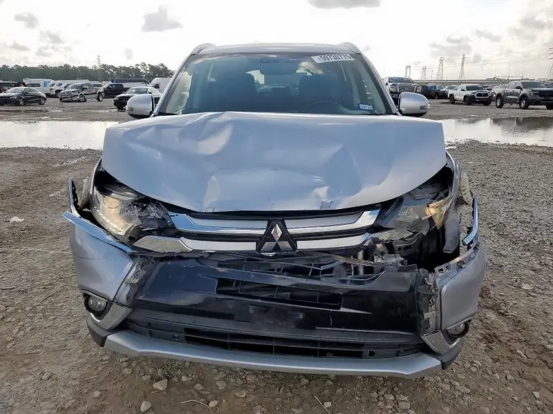 2017 MITSUBISHI OUTLANDER SE  