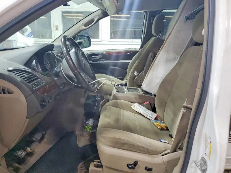 2011 CHRYSLER TOWN&COUNT   