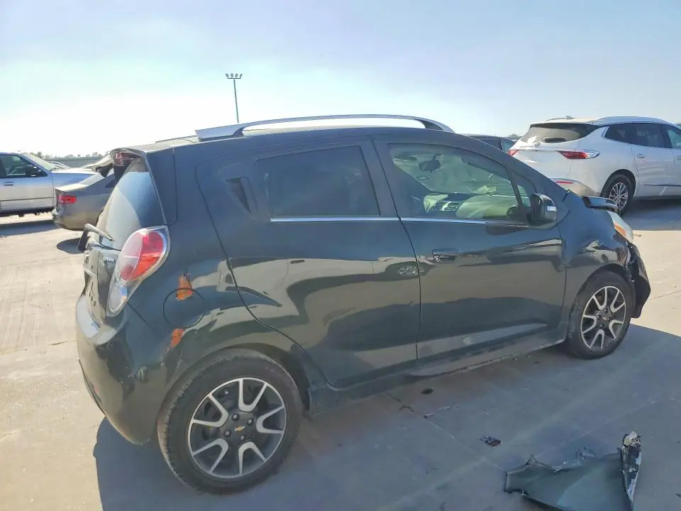2014 CHEVROLET SPARK 2LT  