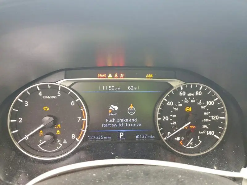 2021 NISSAN ALTIMA SR  