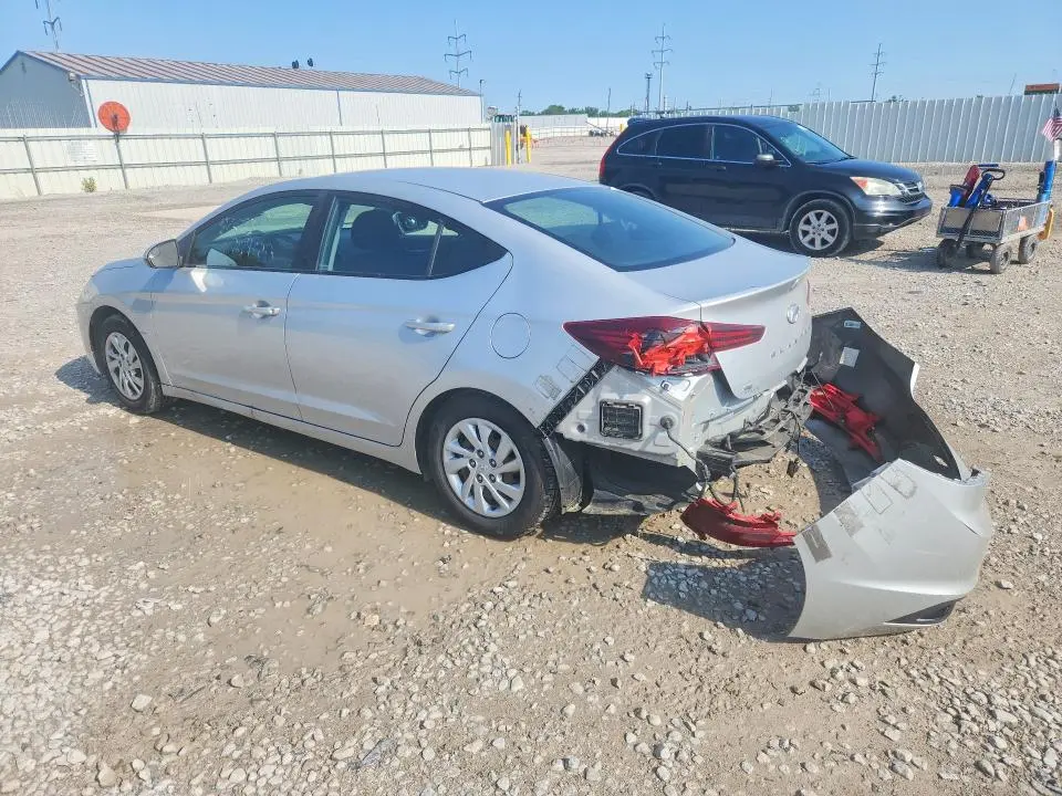 2019 HYUNDAI ELANTRA SE  