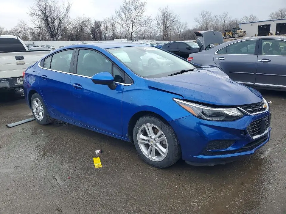 2016 CHEVROLET CRUZE LT  