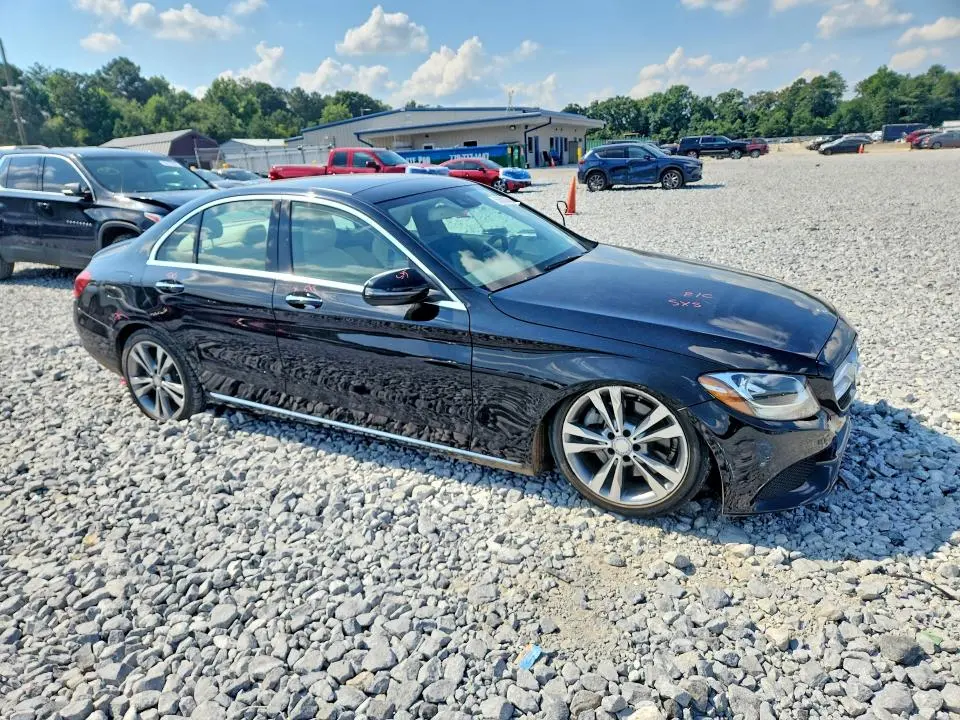 2017 MERCEDES-BENZ C 300  