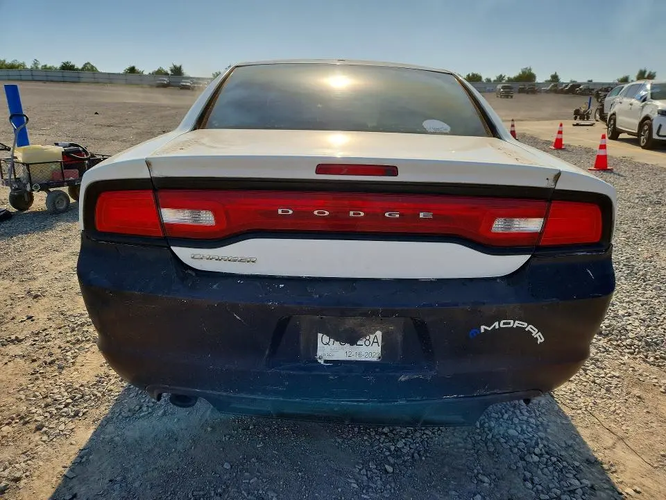 2012 DODGE CHARGER SE  