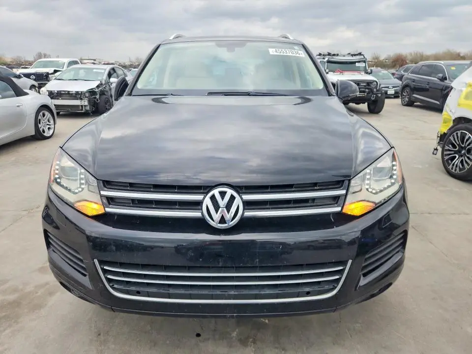 2013 VOLKSWAGEN TOUAREG V6 TDI  
