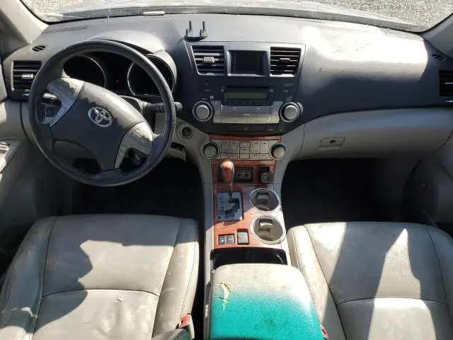 2010 TOYOTA HIGHLANDER LIMITED  