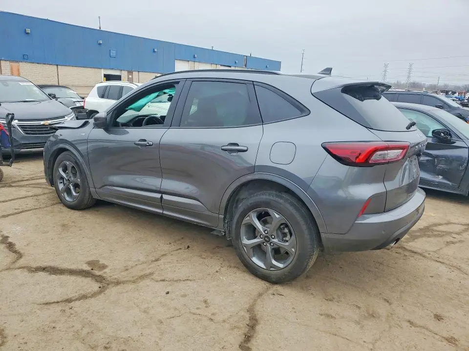 2023 FORD ESCAPE ST LINE SELECT  