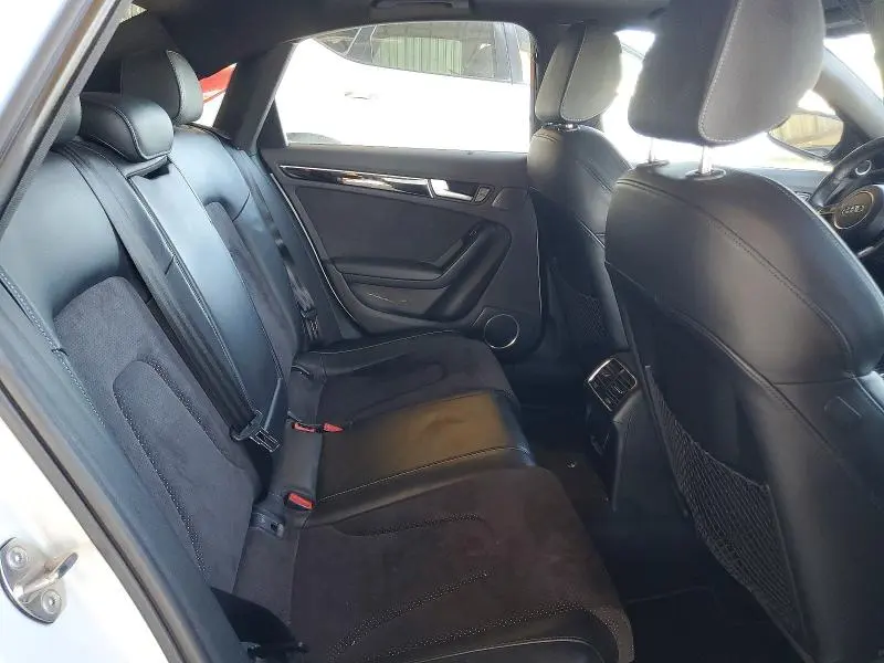 2016 AUDI A4   