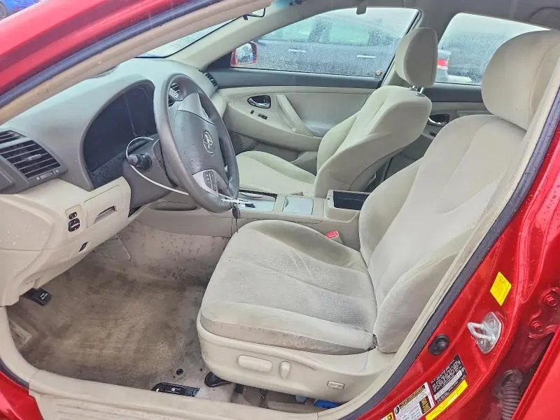 2011 TOYOTA CAMRY LE  