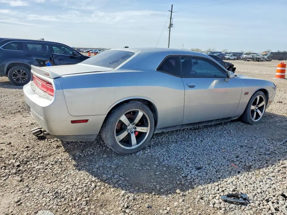 2012 DODGE CHALLENGER SRT-8  