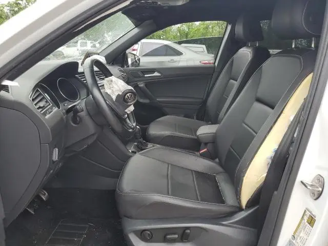 2021 VOLKSWAGEN TIGUAN SE  