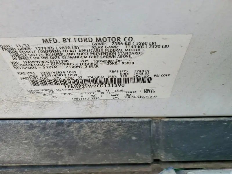 2012 FORD TAURUS LIMITED  