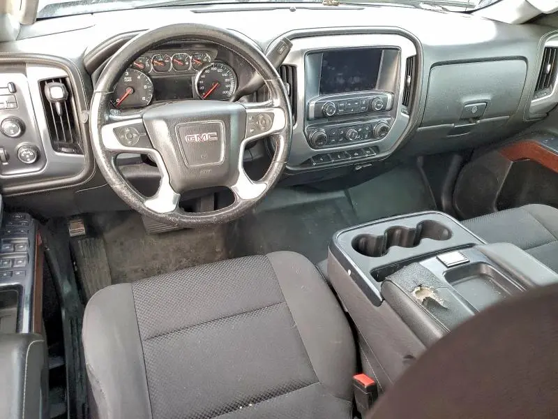 2017 GMC SIERRA K2500 SLE  