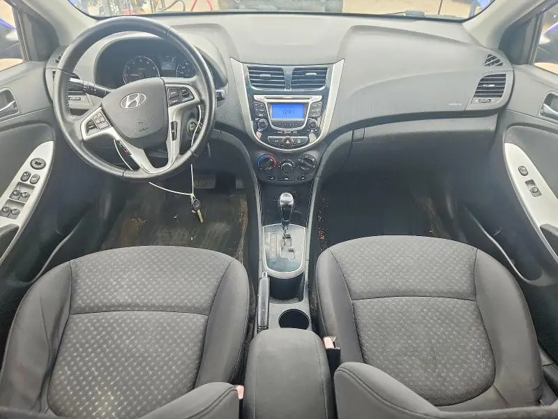 2012 HYUNDAI ACCENT GLS  
