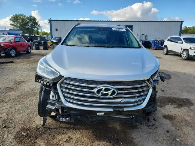 2018 HYUNDAI SANTA FE SE  
