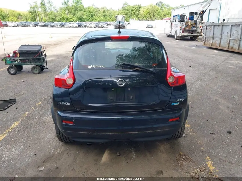 2013 NISSAN JUKE S