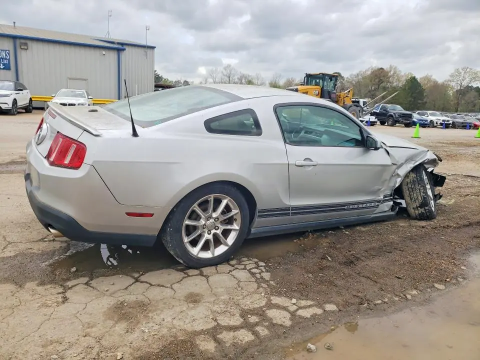 2010 FORD MUSTANG   