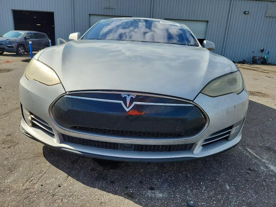 2016 TESLA MODEL S   