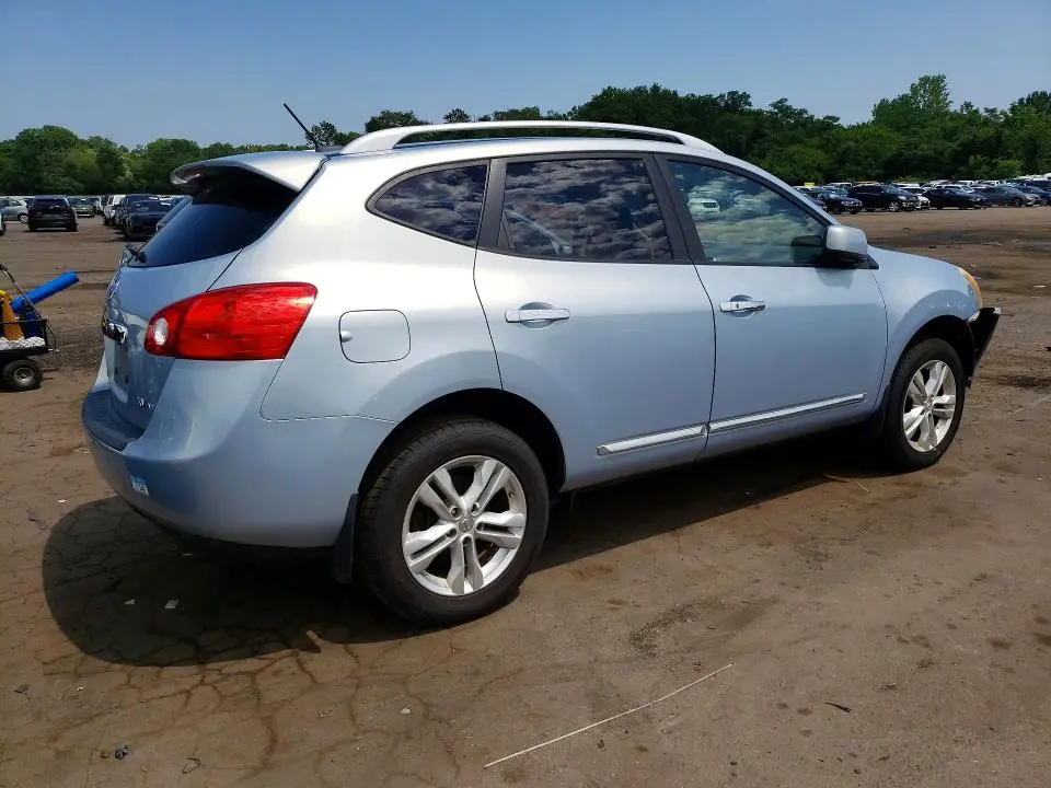 2013 NISSAN ROGUE S  