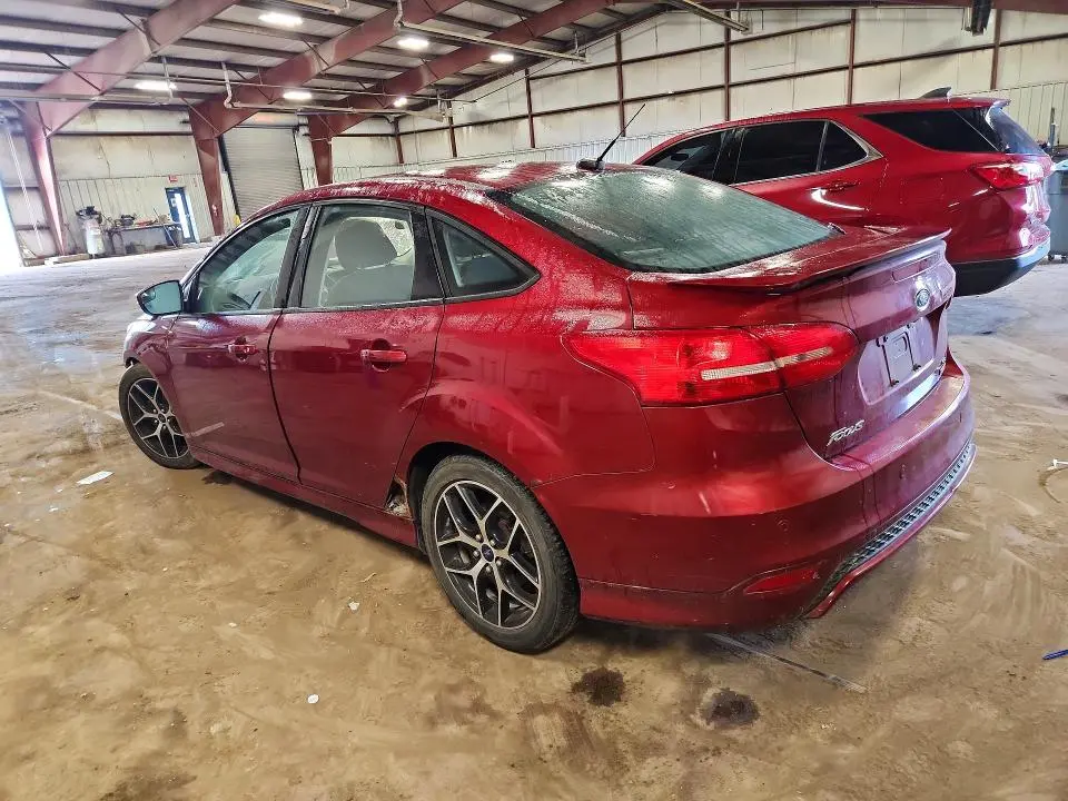 2015 FORD FOCUS SE  