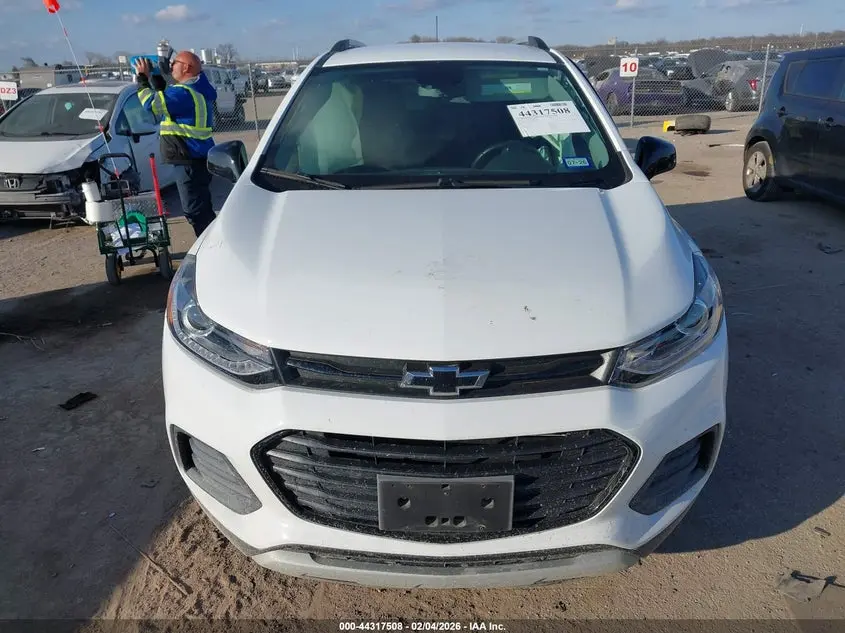2022 CHEVROLET TRAX AWD LT