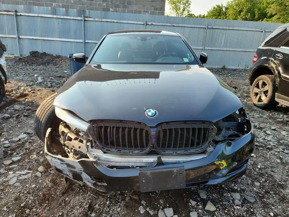 2019 BMW 530 XI  