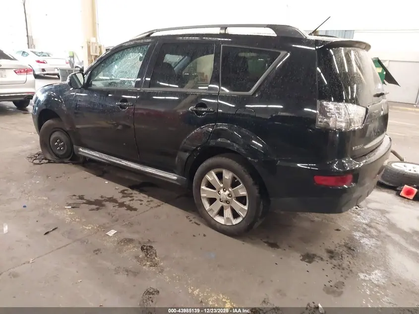 2012 MITSUBISHI OUTLANDER SE