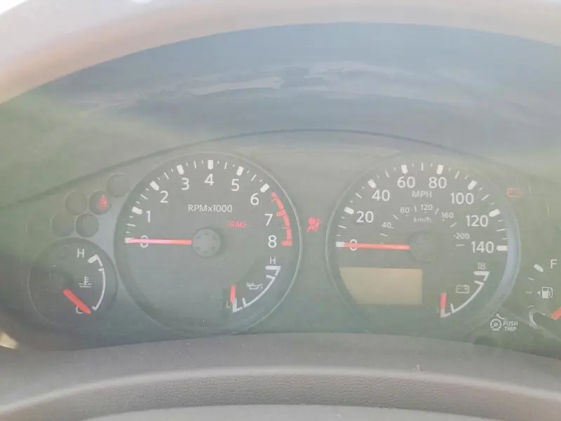 2010 NISSAN FRONTIER SE V6  