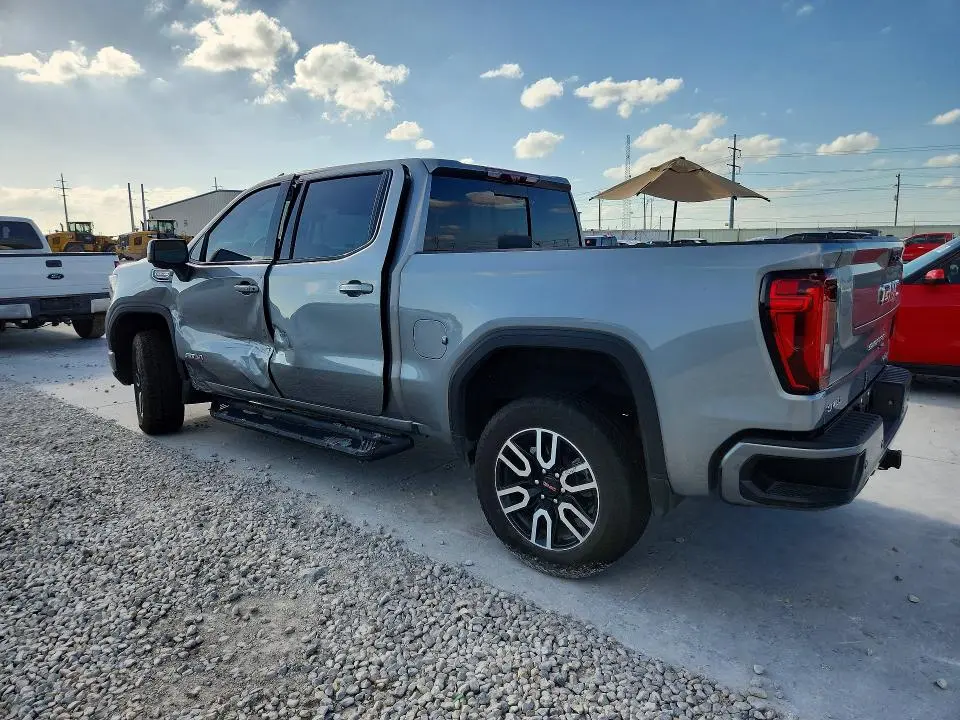 2025 GMC SIERRA K1500 AT4  
