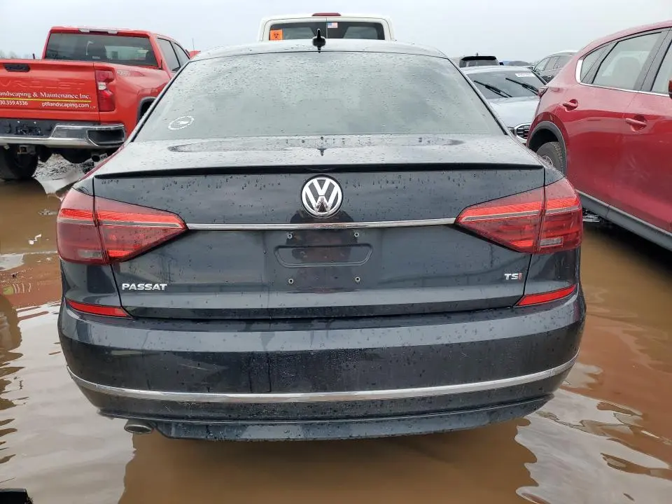 2017 VOLKSWAGEN PASSAT R-LINE  