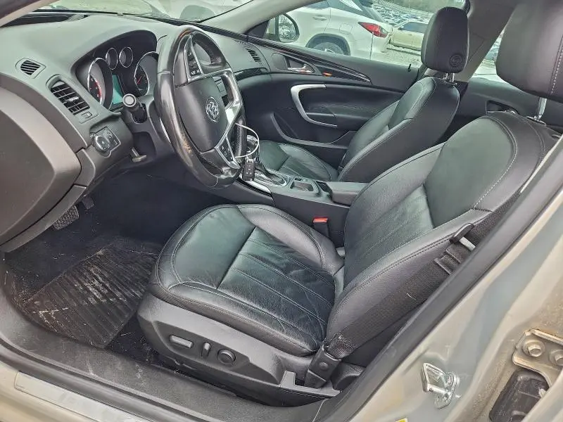 2011 BUICK REGAL CXL  