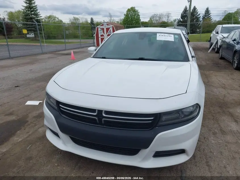 2015 DODGE CHARGER SE