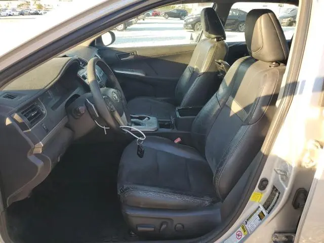 2012 TOYOTA CAMRY SE  