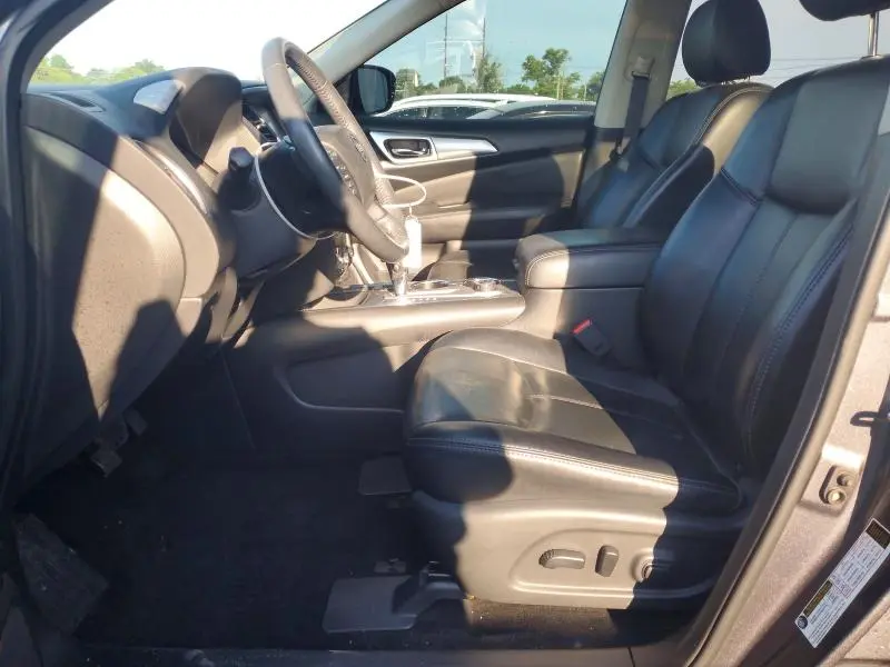 2018 NISSAN PATHFINDER SL  