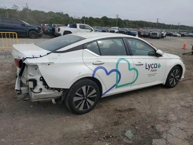 2022 NISSAN ALTIMA SV  