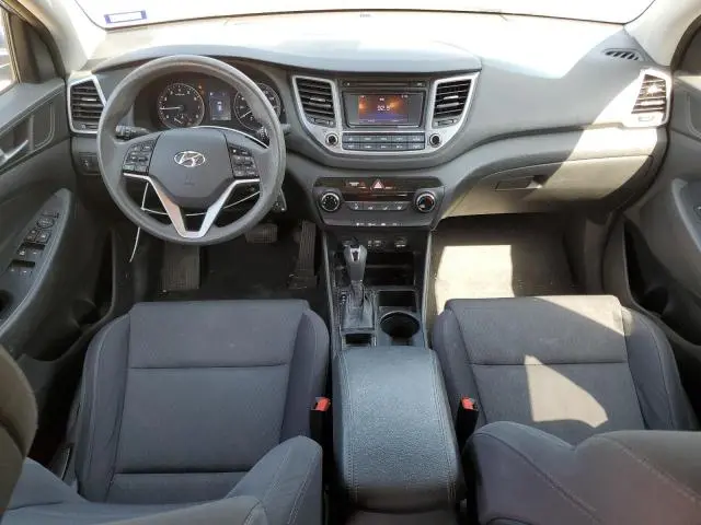 2018 HYUNDAI TUCSON SE