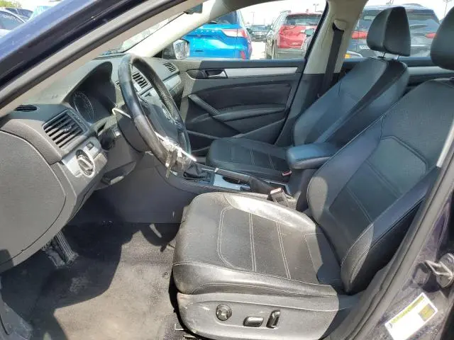 2013 VOLKSWAGEN PASSAT SE  